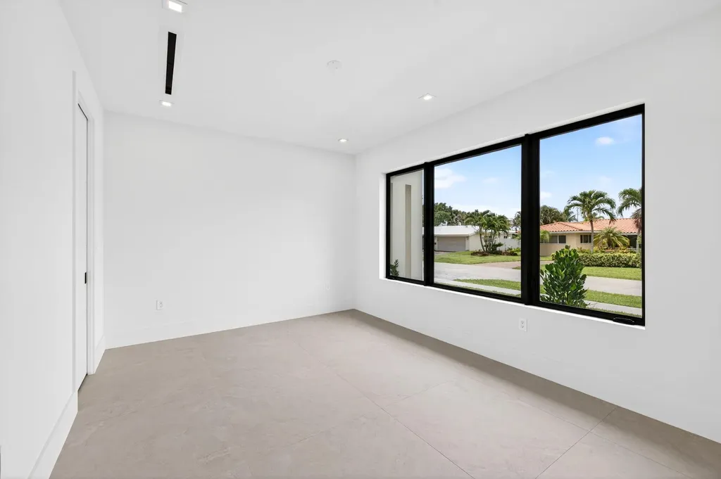 2717 NE 33rd Street Fort Lauderdale FL 33306