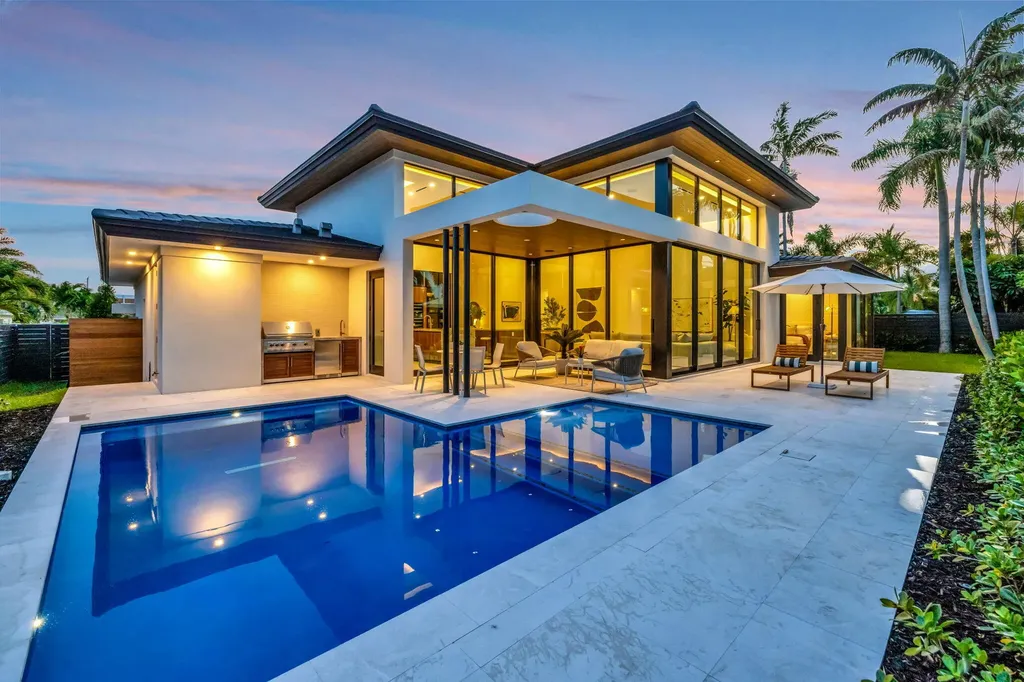 2717 NE 33rd Street Fort Lauderdale FL 33306
