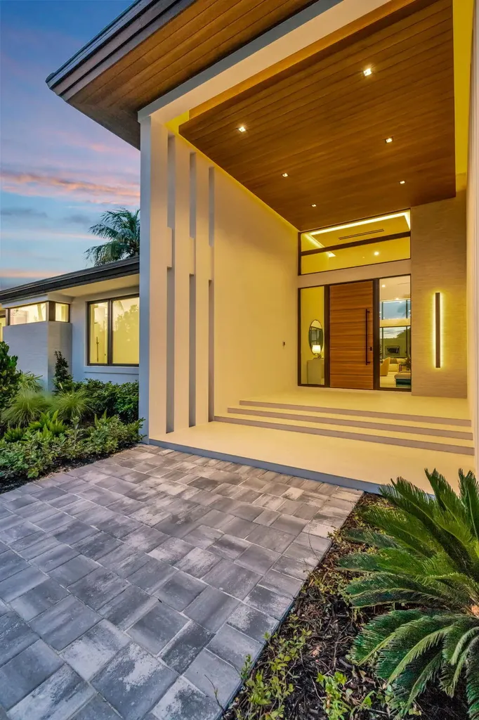 2717 NE 33rd Street Fort Lauderdale FL 33306