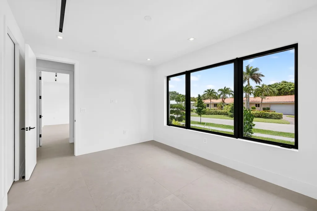 2717 NE 33rd Street Fort Lauderdale FL 33306