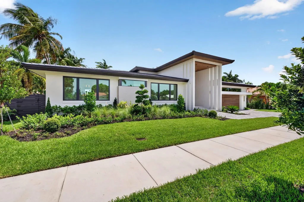 2717 NE 33rd Street Fort Lauderdale FL 33306