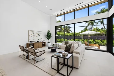 2717 NE 33rd Street Fort Lauderdale FL 33306