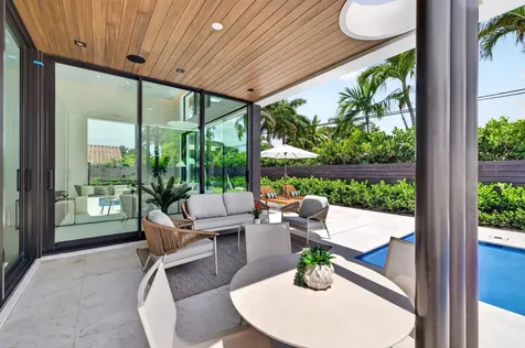 2717 NE 33rd Street Fort Lauderdale FL 33306
