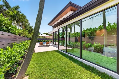 2717 NE 33rd Street Fort Lauderdale FL 33306