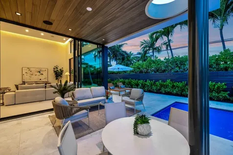 2717 NE 33rd Street Fort Lauderdale FL 33306