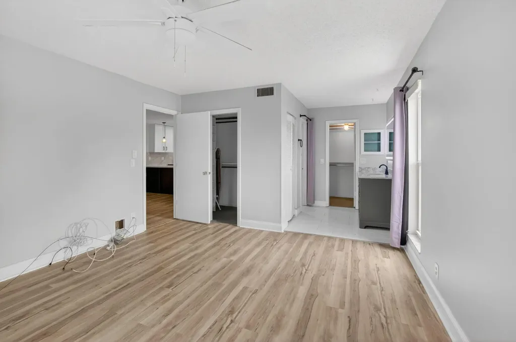 2401 Del Aire Boulevard Delray Beach FL 33445