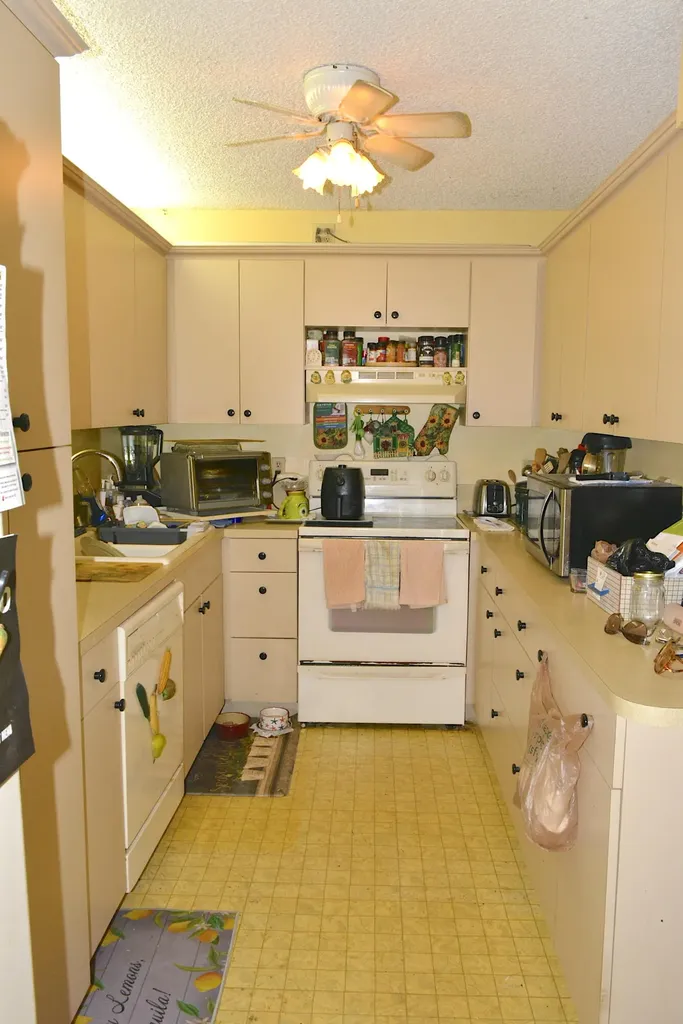 3726 Savoy Lane West Palm Beach FL 33417