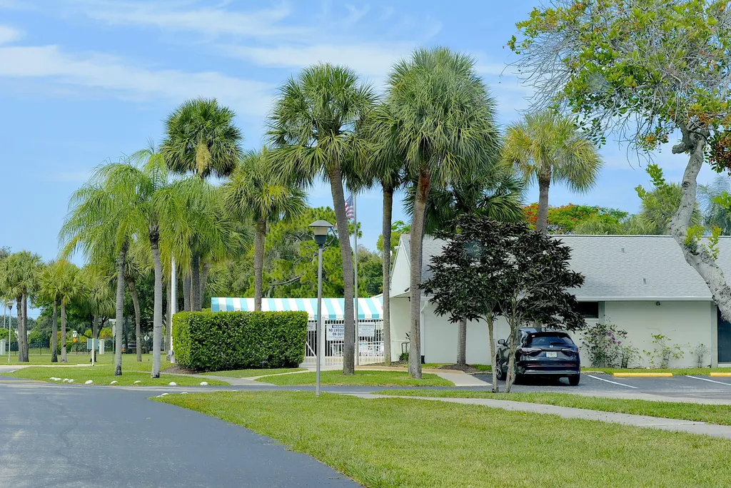 3726 Savoy Lane West Palm Beach FL 33417