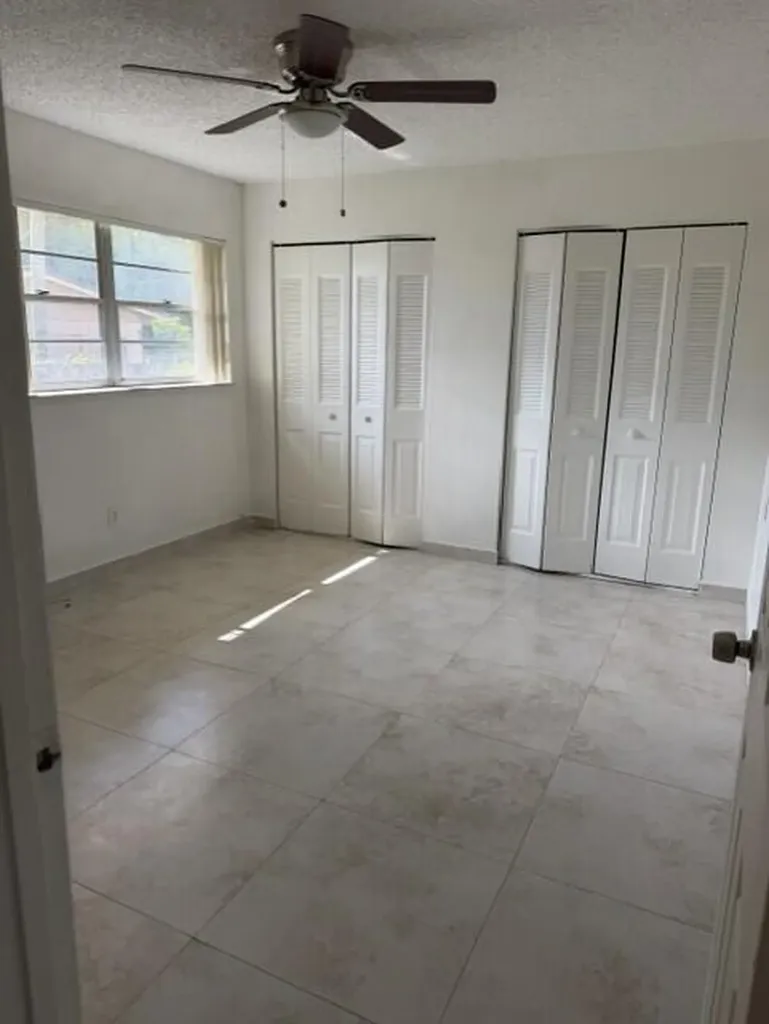 5848 Lincoln Street Hollywood FL 33021