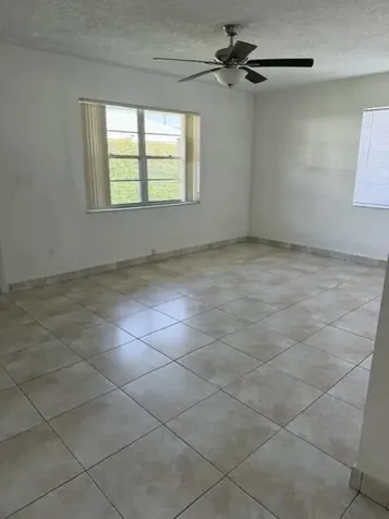5848 Lincoln Street Hollywood FL 33021