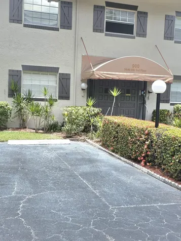 5680 SW 3rd Place Margate FL 33068