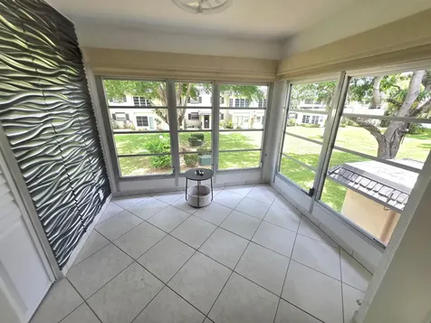 5680 SW 3rd Place Margate FL 33068
