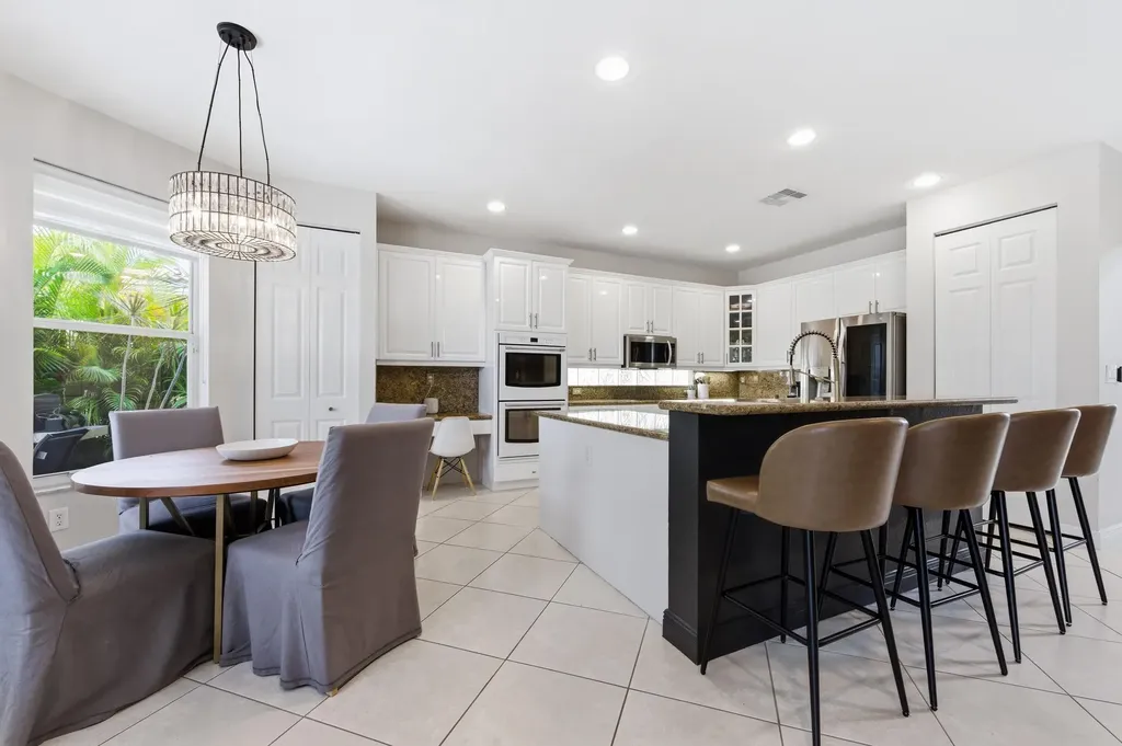 19123 Two River Lane Boca Raton FL 33498