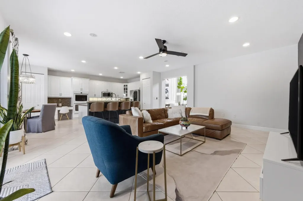 19123 Two River Lane Boca Raton FL 33498