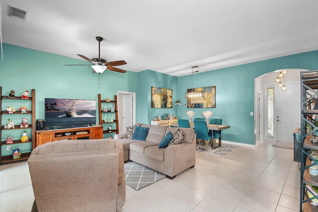 10771 SW Waterway Lane Port St Lucie FL 34987