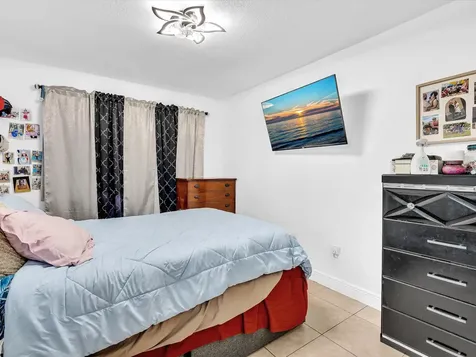 700 SW 5th Court Hallandale Beach FL 33009
