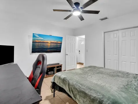 700 SW 5th Court Hallandale Beach FL 33009