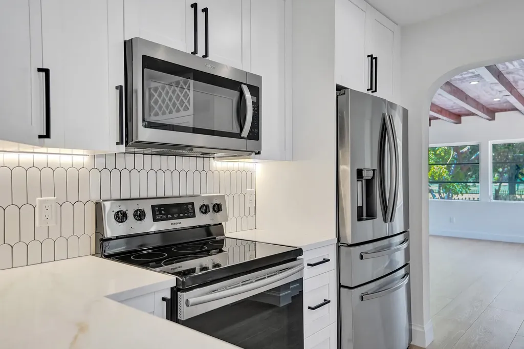 716 S Pine Street Lake Worth Beach FL 33460