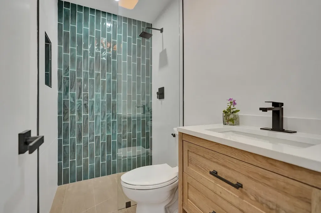716 S Pine Street Lake Worth Beach FL 33460