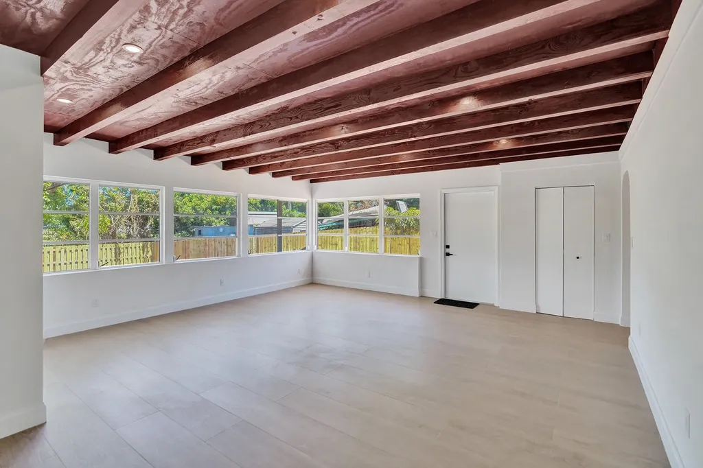 716 S Pine Street Lake Worth Beach FL 33460