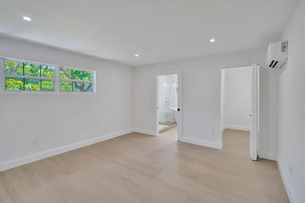 716 S Pine Street Lake Worth Beach FL 33460