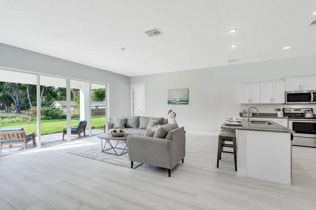 13464 72nd Court N West Palm Beach FL 33412