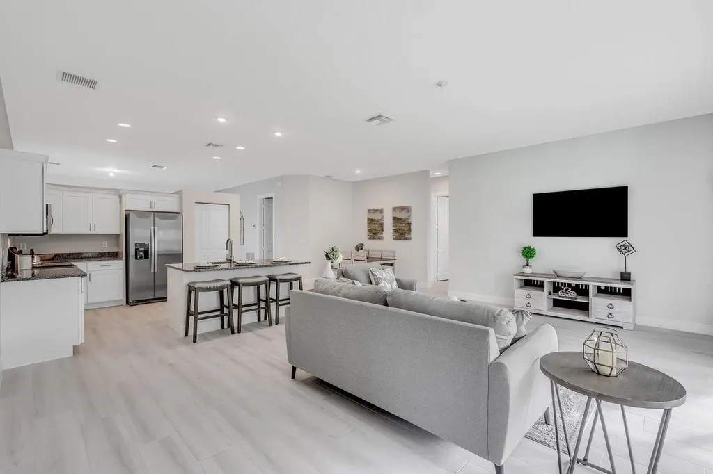 13464 72nd Court N West Palm Beach FL 33412