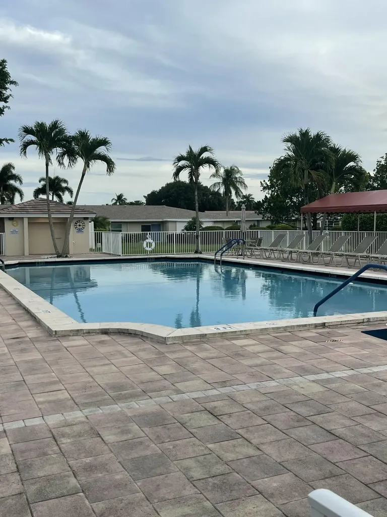 8744 Bella Vista Drive Boca Raton FL 33433