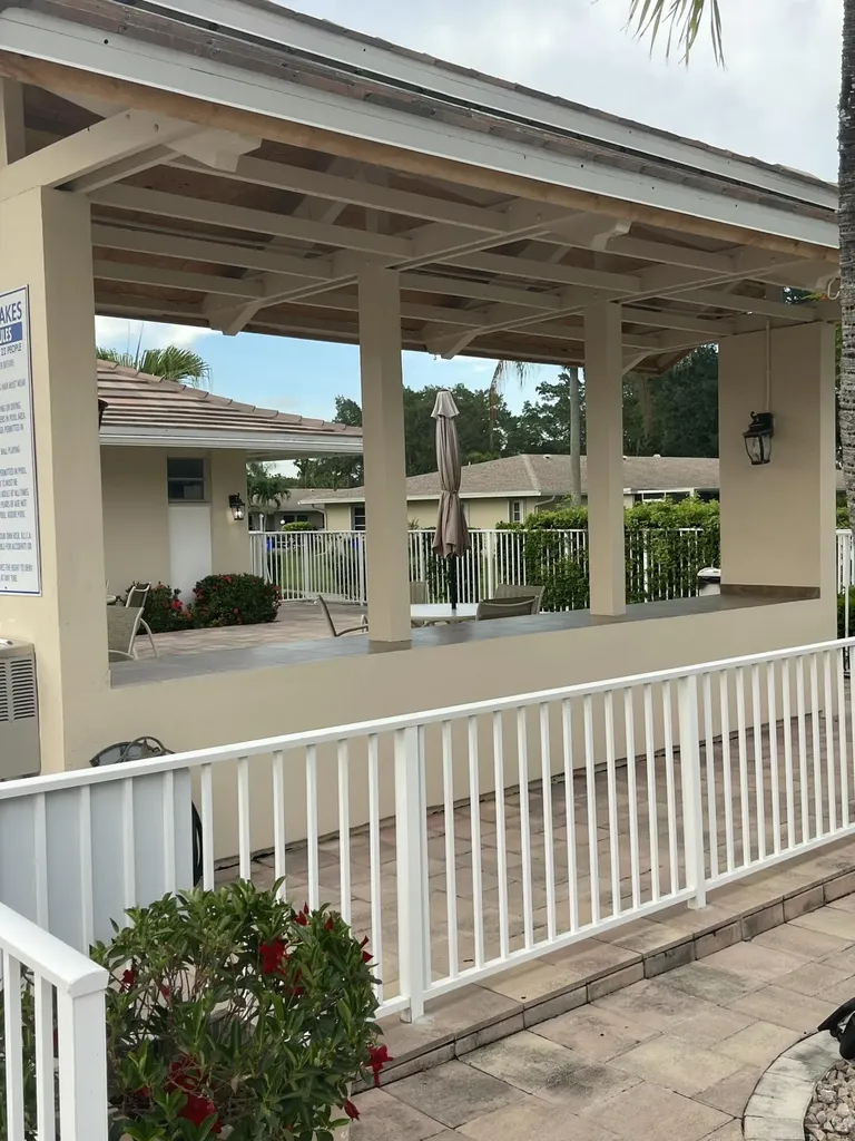 8744 Bella Vista Drive Boca Raton FL 33433
