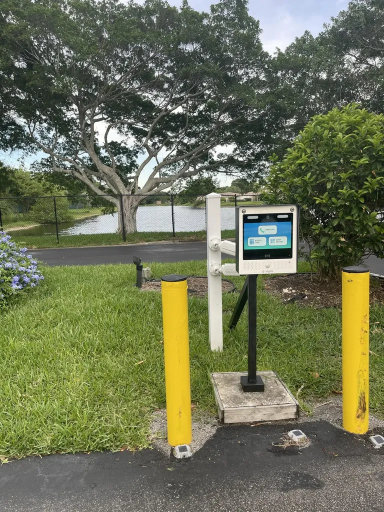8744 Bella Vista Drive Boca Raton FL 33433