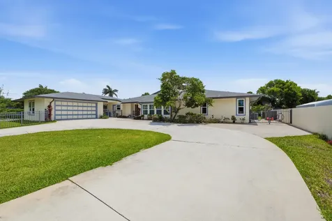 4599 SE Halston Court Stuart FL 34997