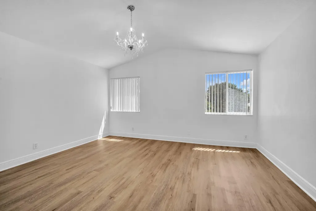 6511 Pelican Terrace Coconut Creek FL 33073