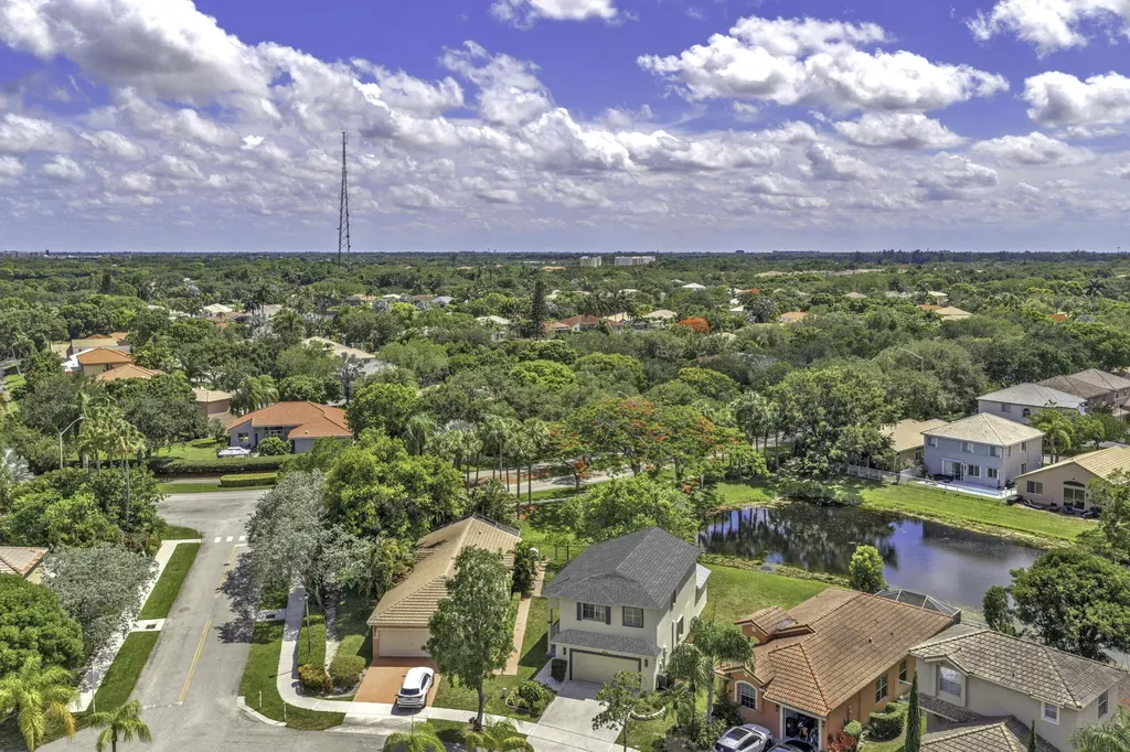 6511 Pelican Terrace Coconut Creek FL 33073