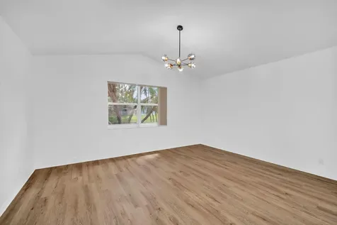 6511 Pelican Terrace Coconut Creek FL 33073