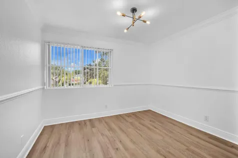 6511 Pelican Terrace Coconut Creek FL 33073