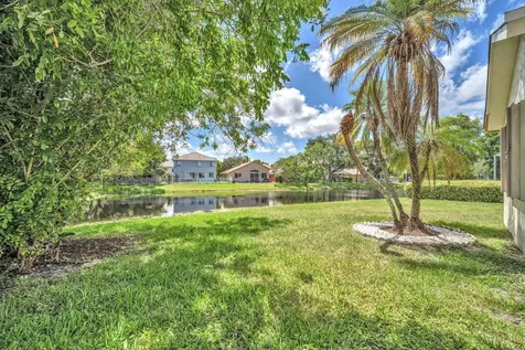 6511 Pelican Terrace Coconut Creek FL 33073