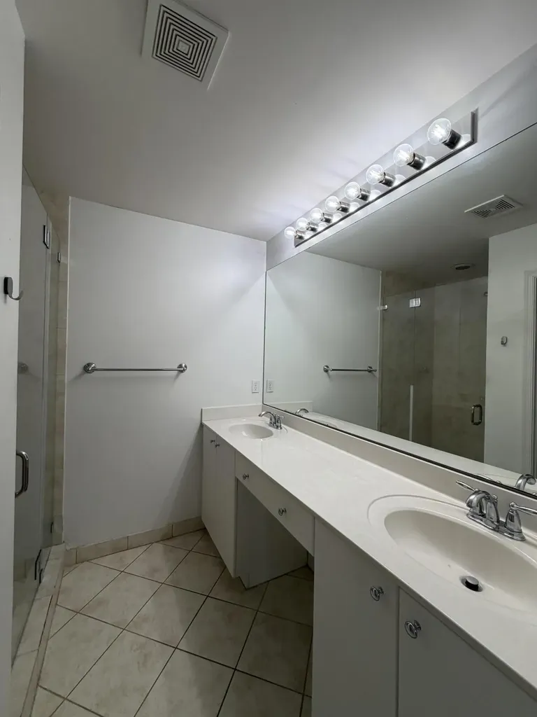12662 NW 32nd Place Sunrise FL 33323