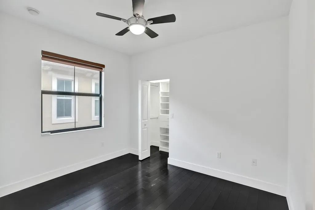 12662 NW 32nd Place Sunrise FL 33323
