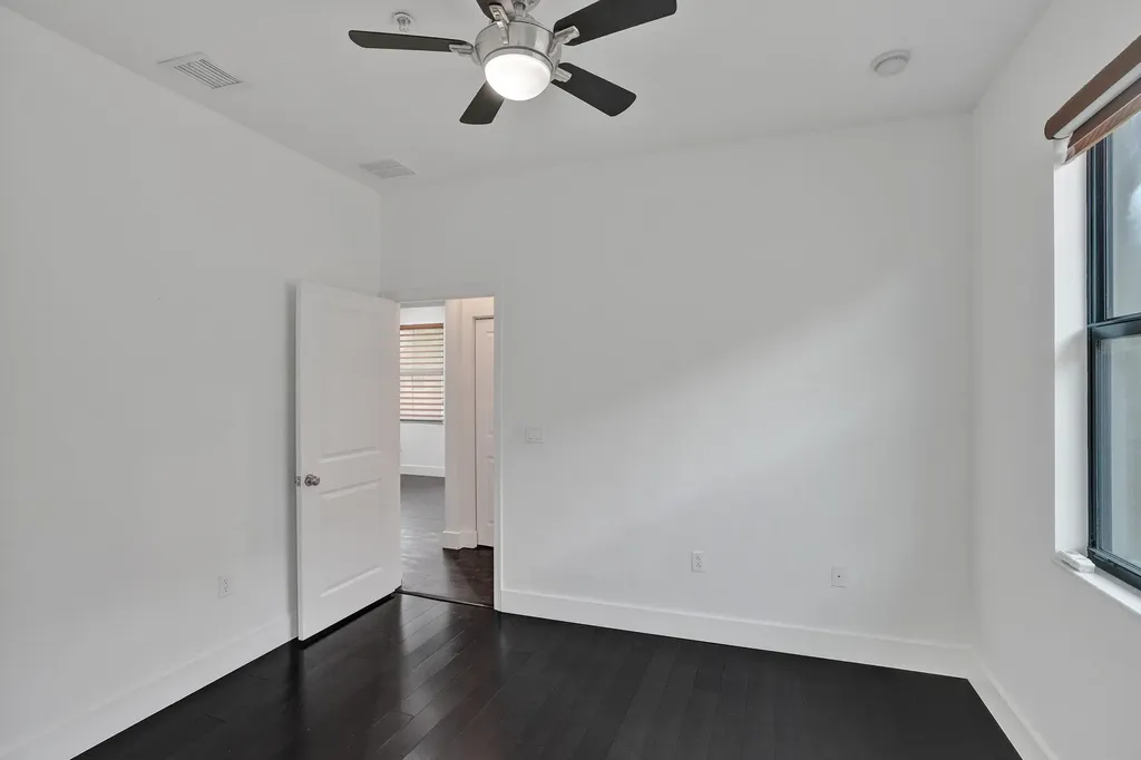 12662 NW 32nd Place Sunrise FL 33323