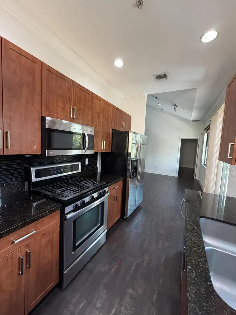 12662 NW 32nd Place Sunrise FL 33323