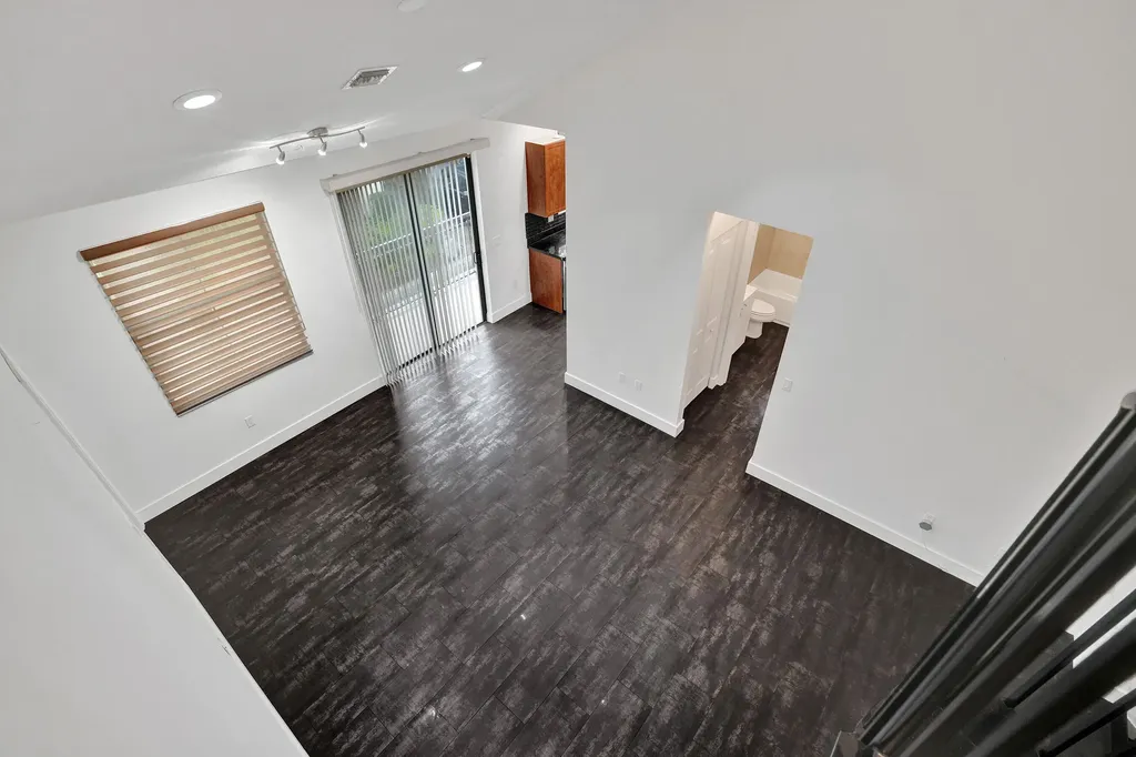 12662 NW 32nd Place Sunrise FL 33323