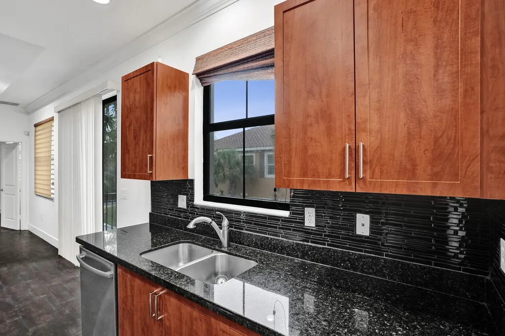 12662 NW 32nd Place Sunrise FL 33323