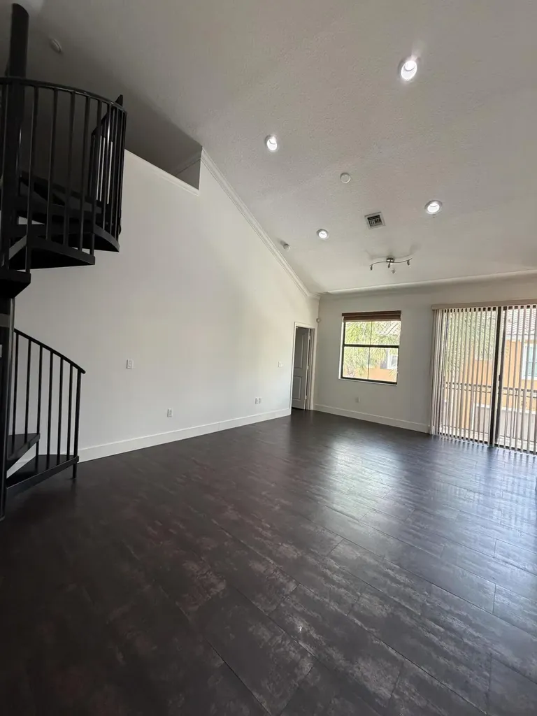 12662 NW 32nd Place Sunrise FL 33323