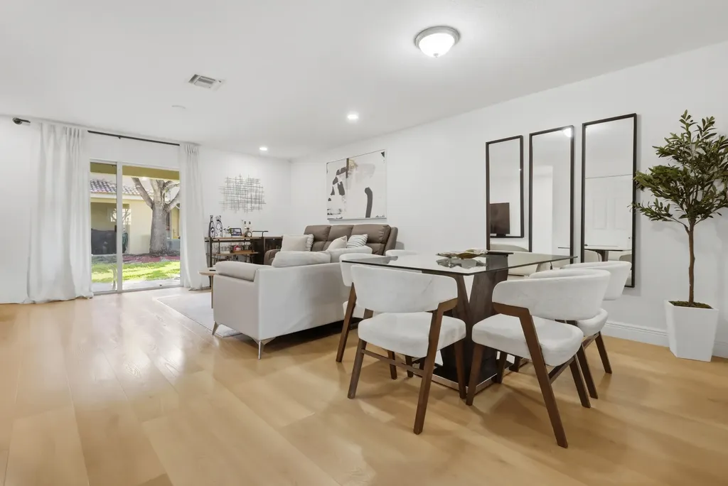 5959 London Lane Tamarac FL 33321