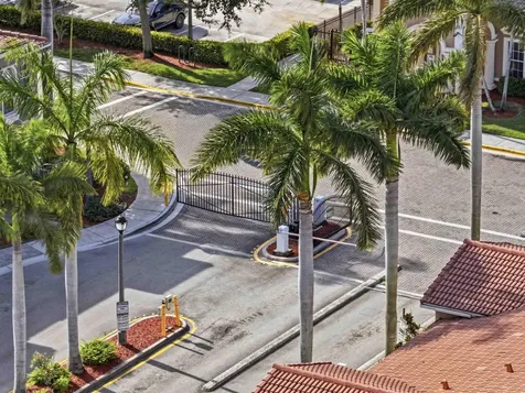 5959 London Lane Tamarac FL 33321