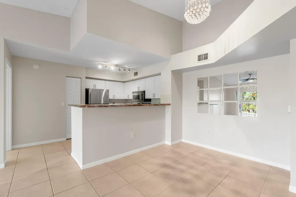 4828 N State Road 7 Coconut Creek FL 33073