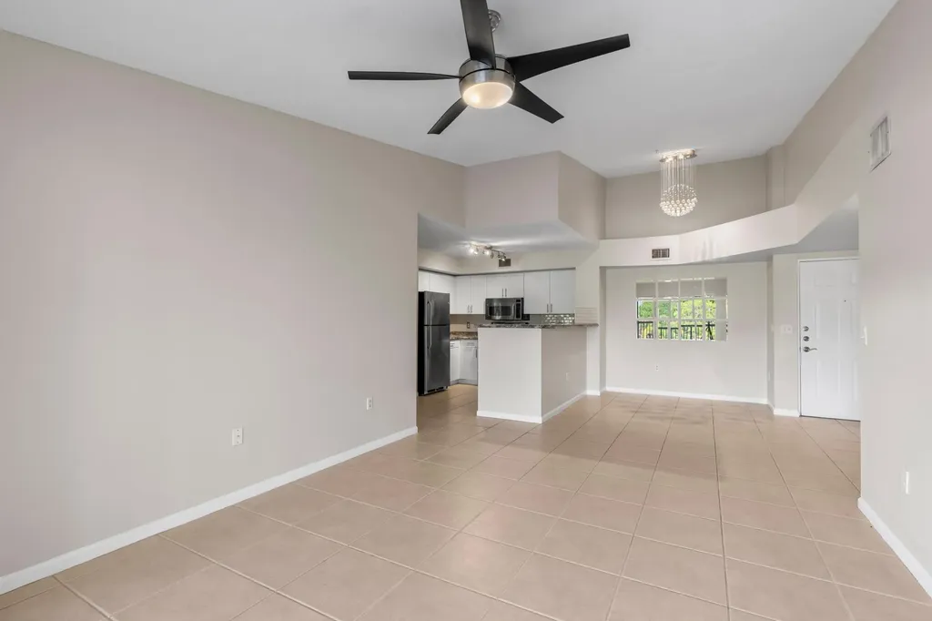 4828 N State Road 7 Coconut Creek FL 33073