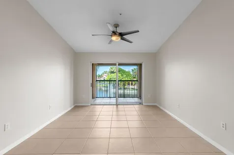 4828 N State Road 7 Coconut Creek FL 33073