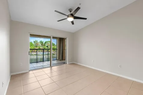 4828 N State Road 7 Coconut Creek FL 33073
