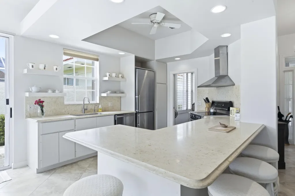 452 Kelsey Park Drive Palm Beach Gardens FL 33410